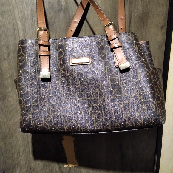 Calvin Klein Purse - Picture 2 of 3